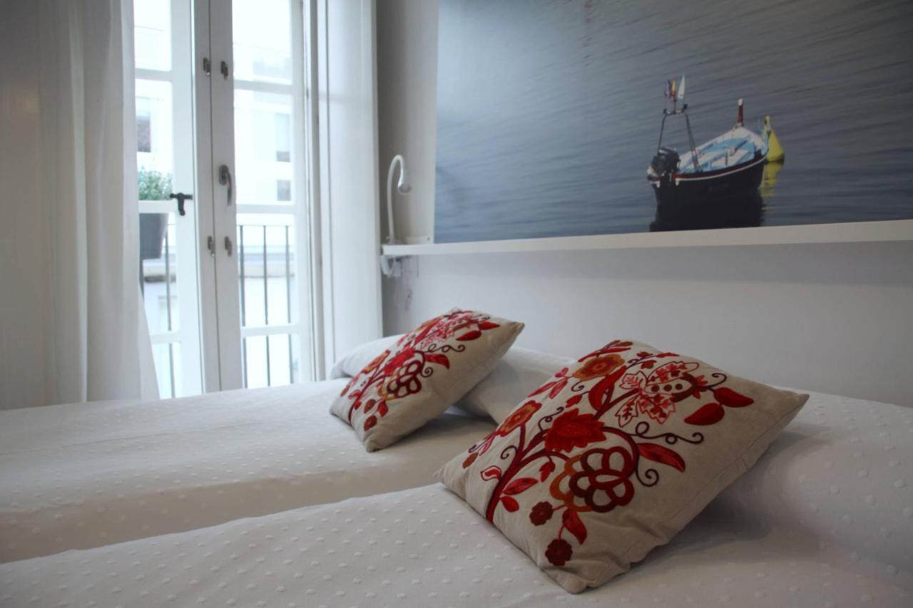 Roompedra Apartamentos Turisticos Сантьяго-де-Компостела Екстер'єр фото