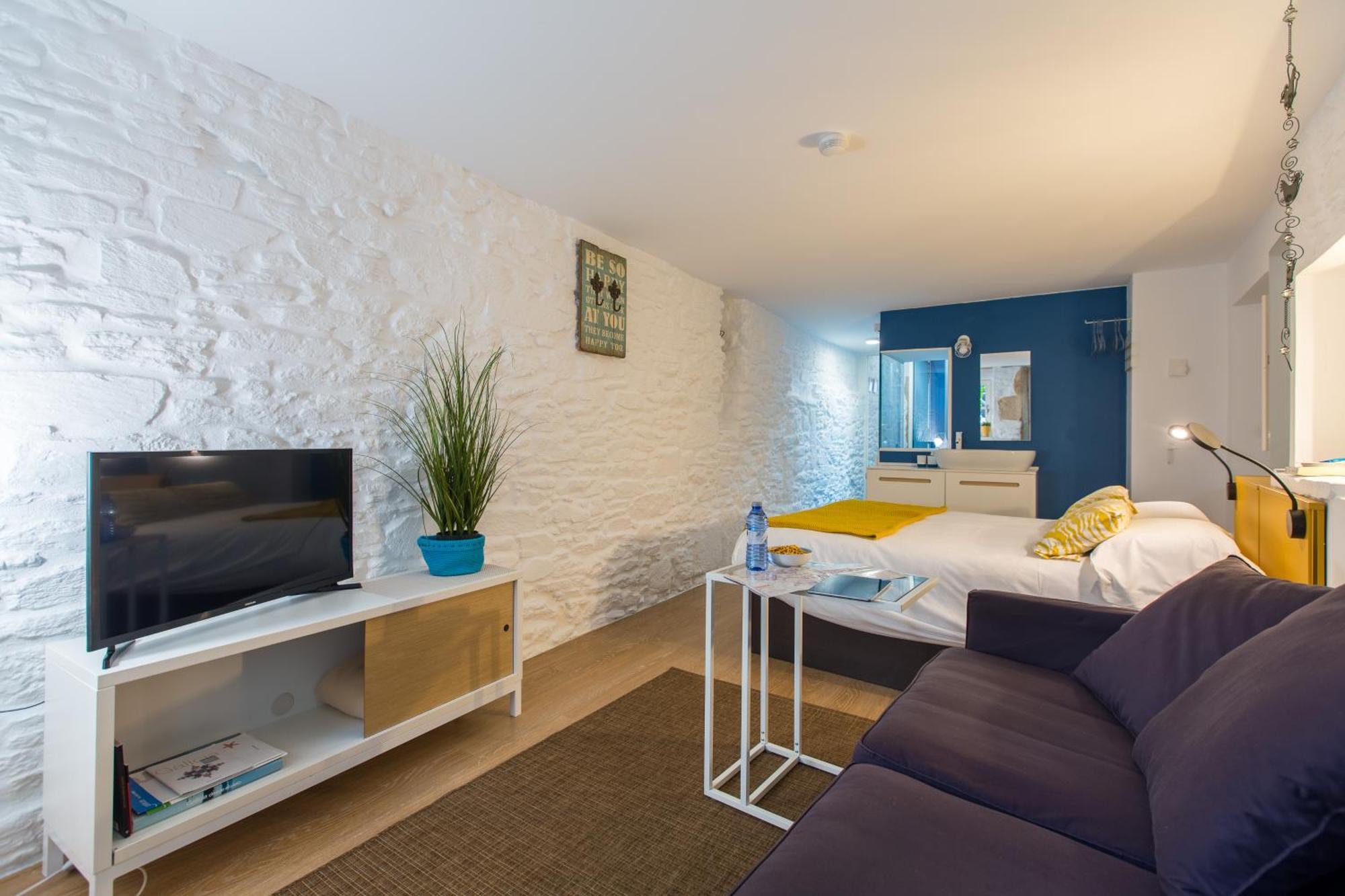 Roompedra Apartamentos Turisticos Сантьяго-де-Компостела Екстер'єр фото