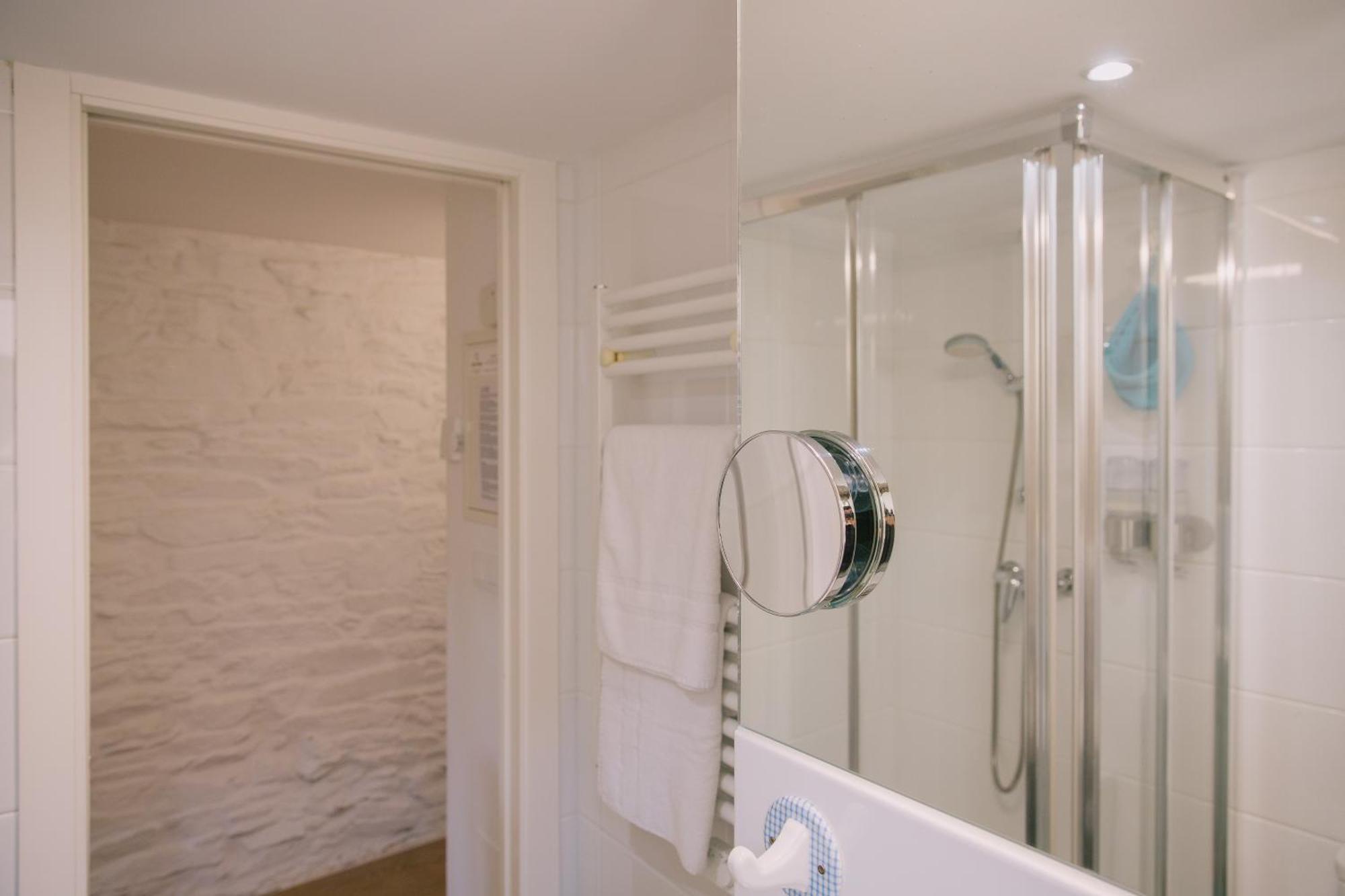 Roompedra Apartamentos Turisticos Сантьяго-де-Компостела Екстер'єр фото