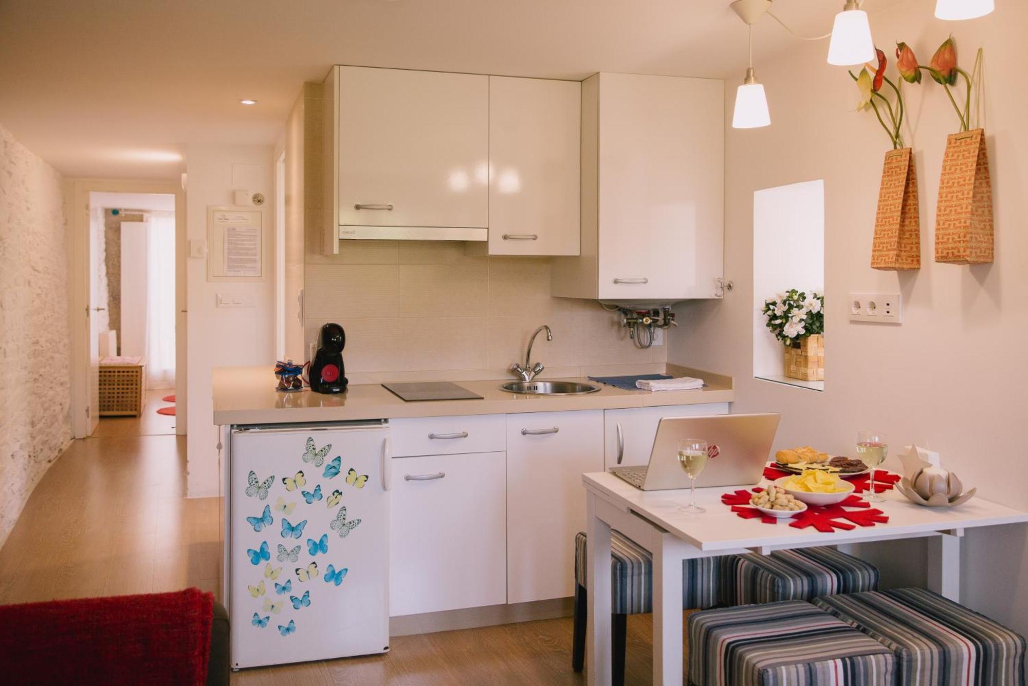 Roompedra Apartamentos Turisticos Сантьяго-де-Компостела Екстер'єр фото
