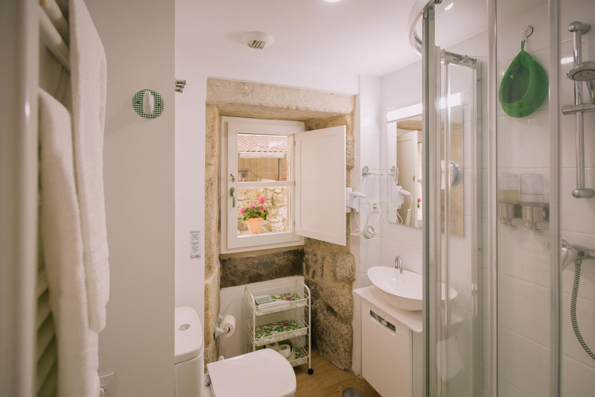 Roompedra Apartamentos Turisticos Сантьяго-де-Компостела Екстер'єр фото