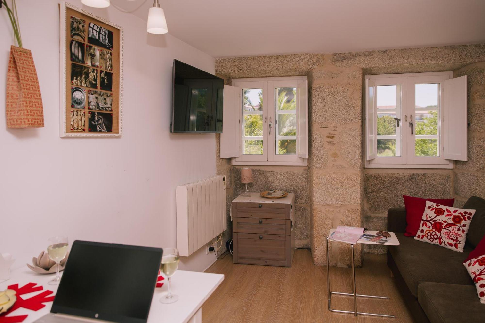 Roompedra Apartamentos Turisticos Сантьяго-де-Компостела Екстер'єр фото