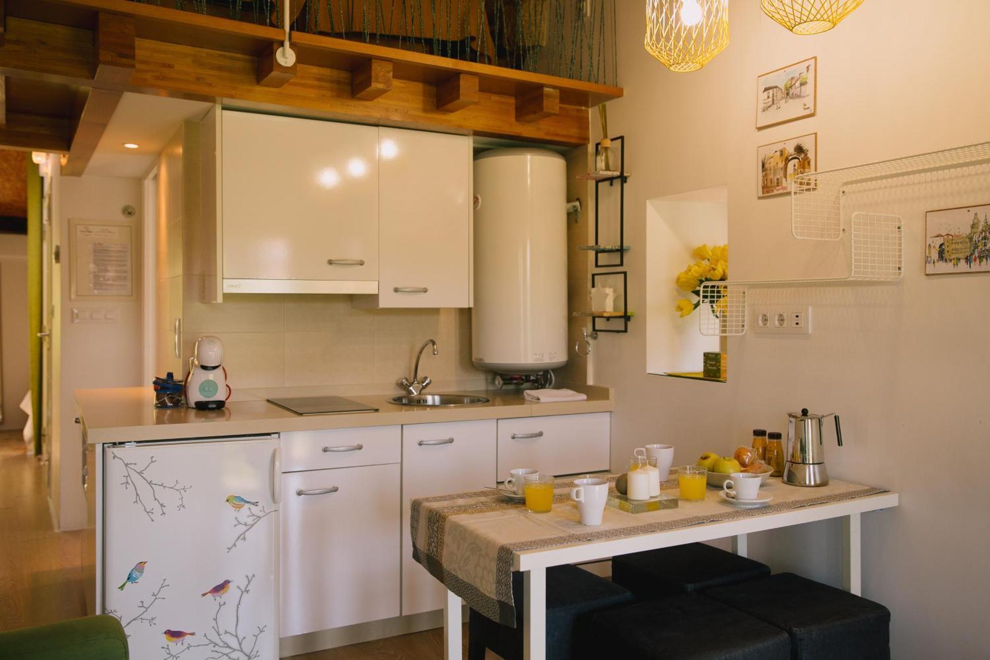 Roompedra Apartamentos Turisticos Сантьяго-де-Компостела Екстер'єр фото